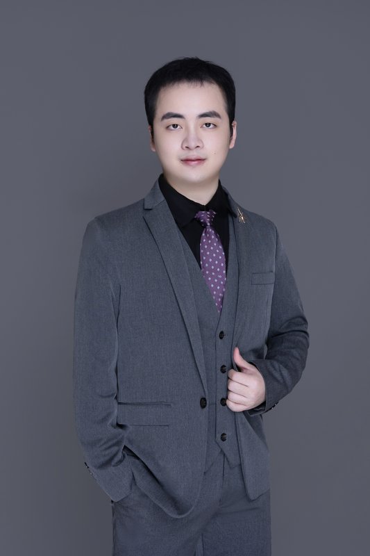 Portrait of Haoming Li